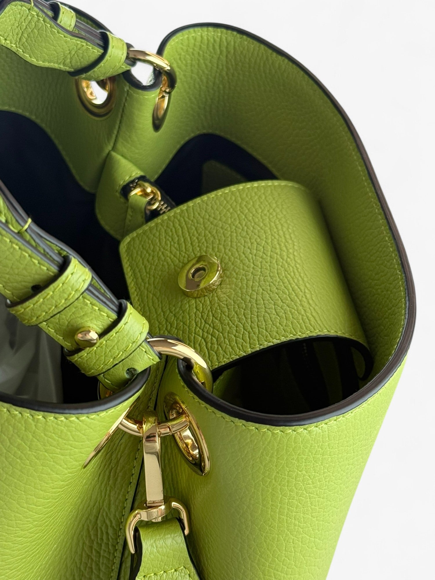 Alice L Pistachio Bag